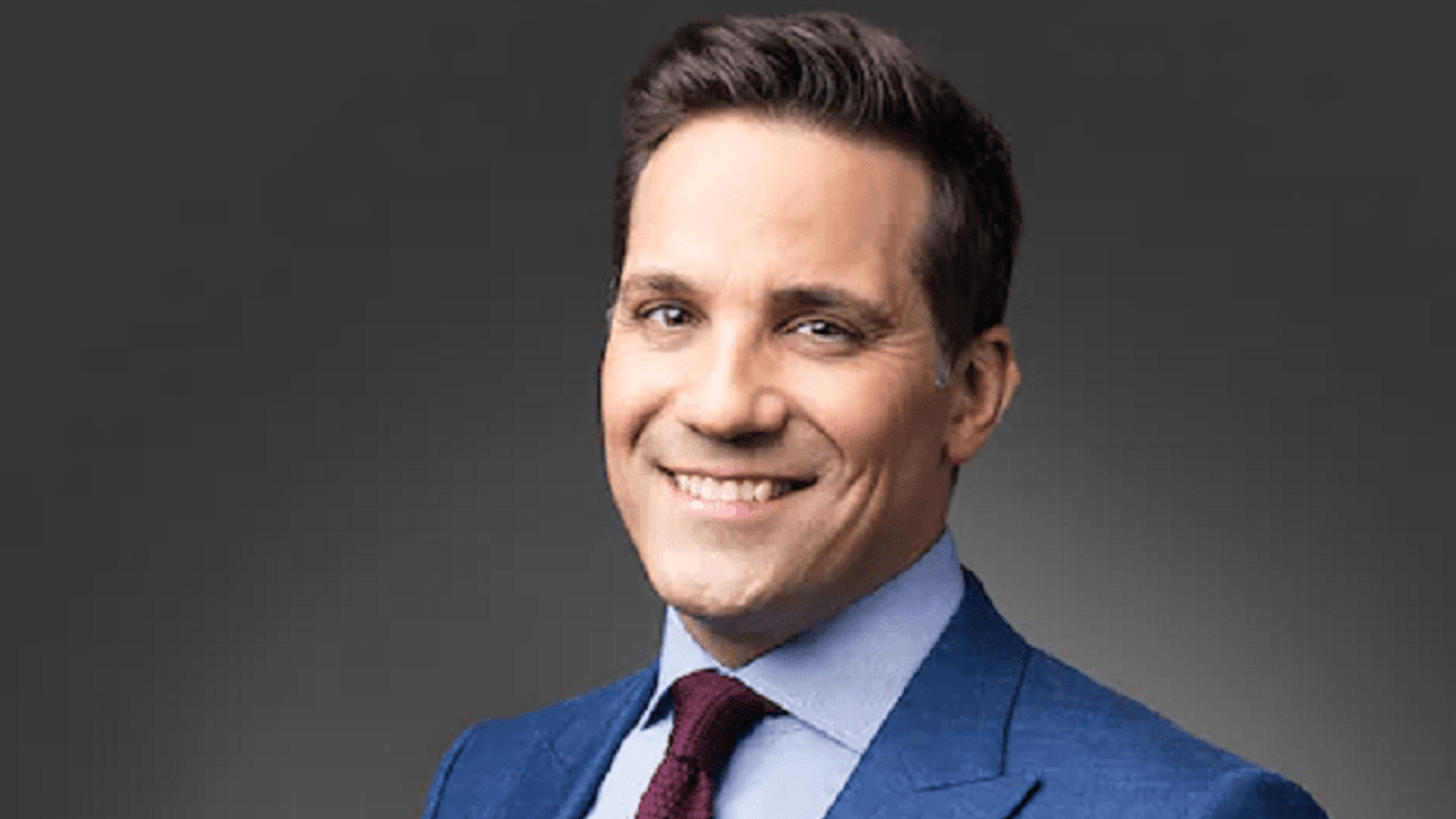 Louis Jean effectue officiellement un retour dans les médias