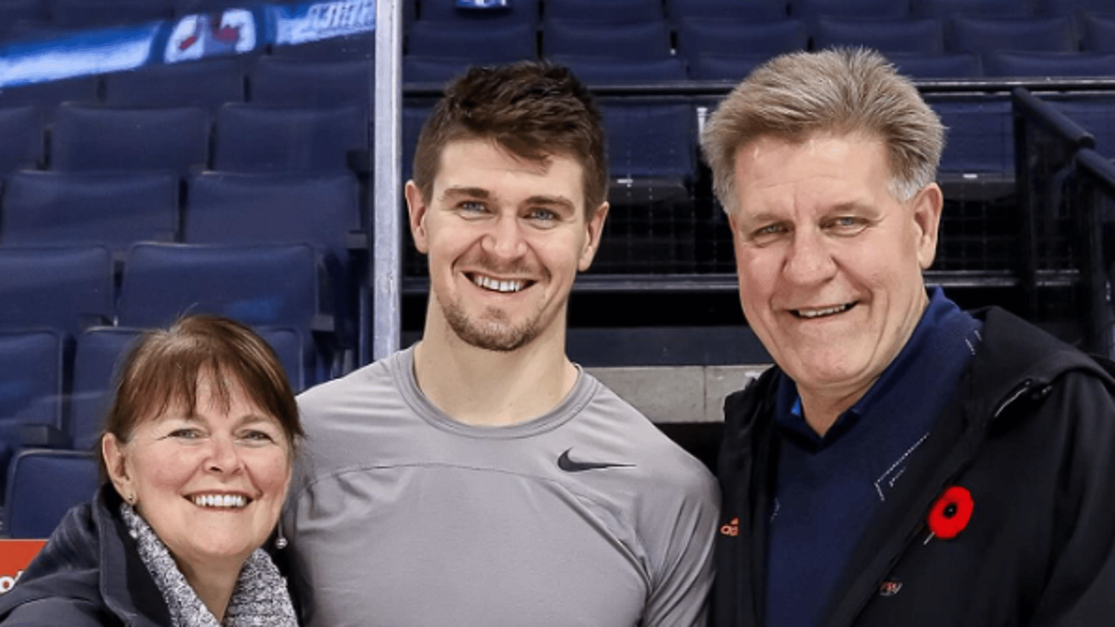 Un match chargé d’émotion : Mark Scheifele sur la glace malgré la perte de son père