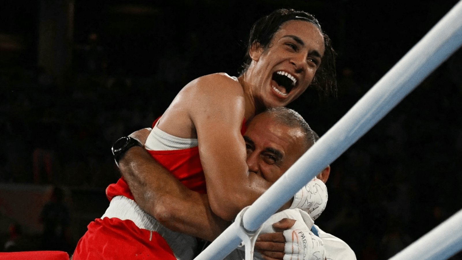 Imane Khelif remporte la médaille d'or aux Jeux olympiques de Paris