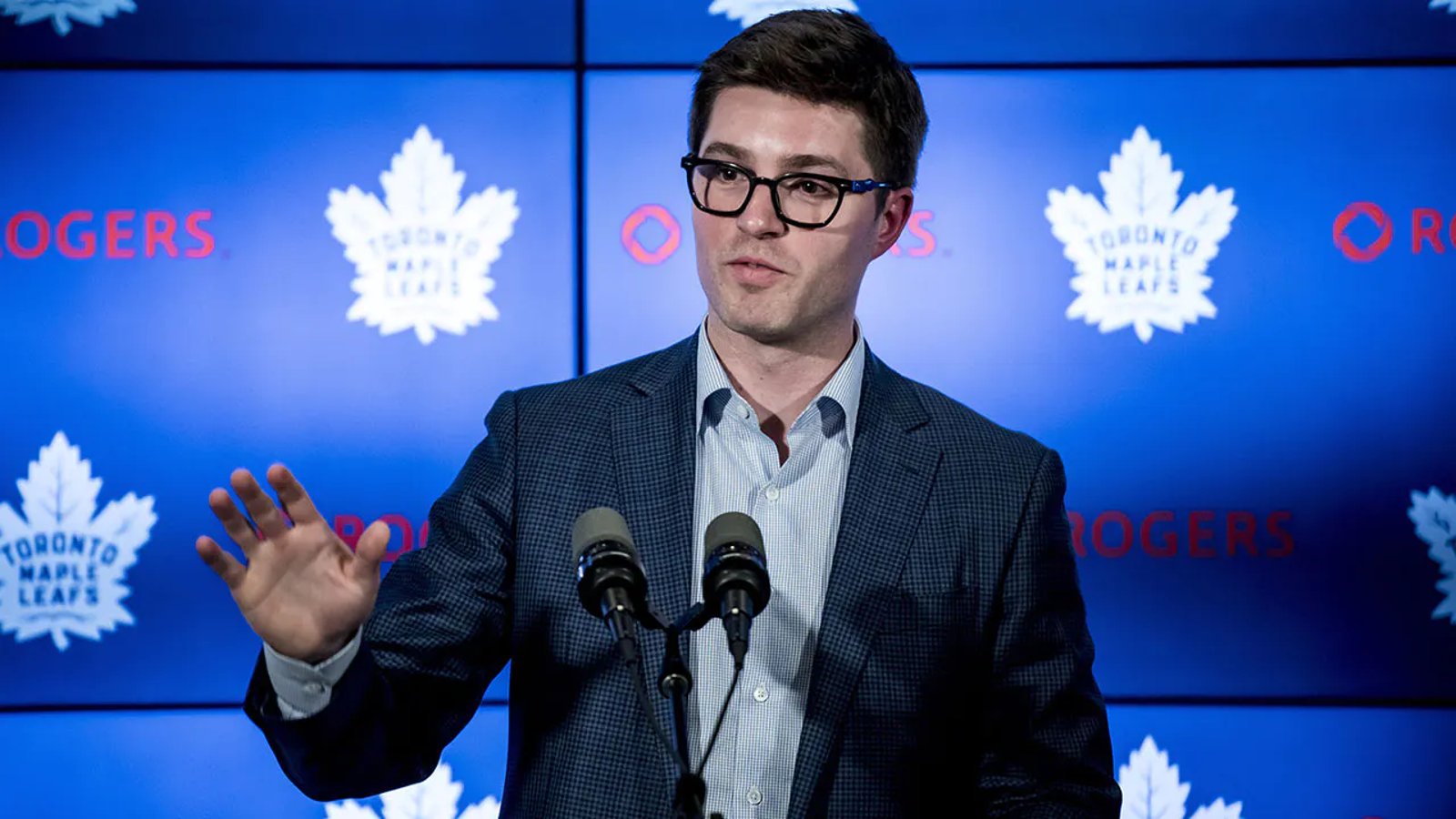 Le futur de Kyle Dubas avec les Leafs semble plus incertain que jamais
