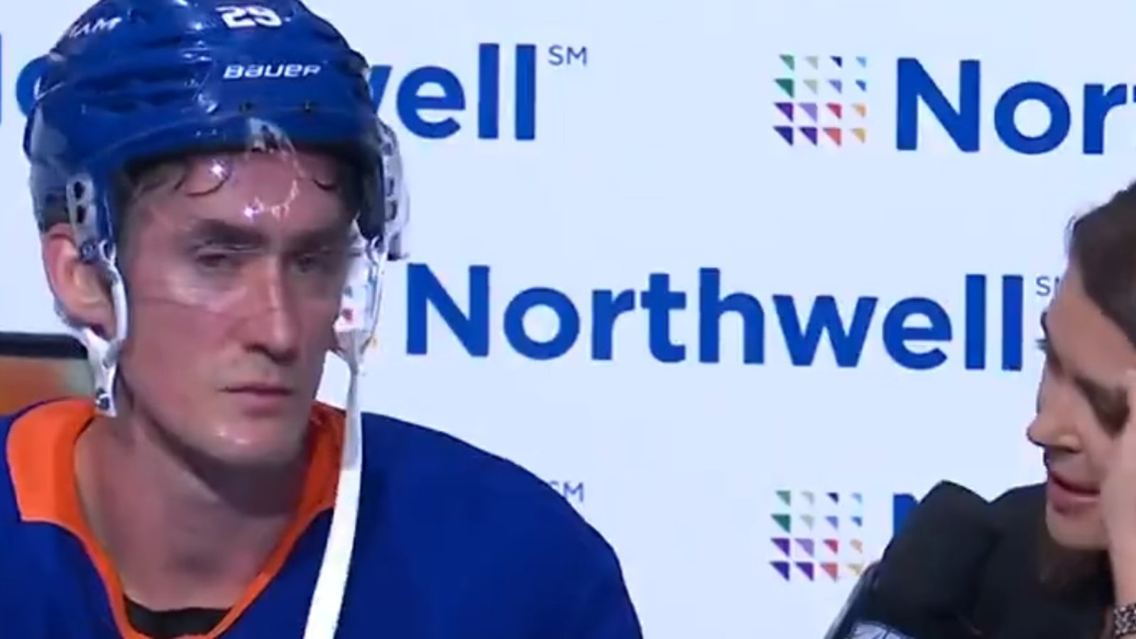 Brock Nelson rempli d'émotions après le match d'hier
