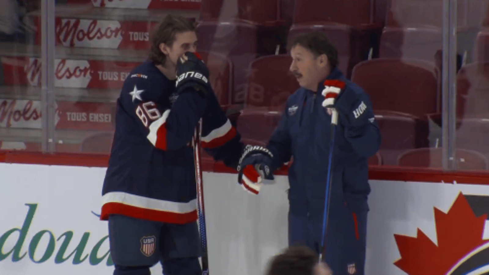 John Tortorella invite Guy Gaudreau à l'entraînement des États-Unis 