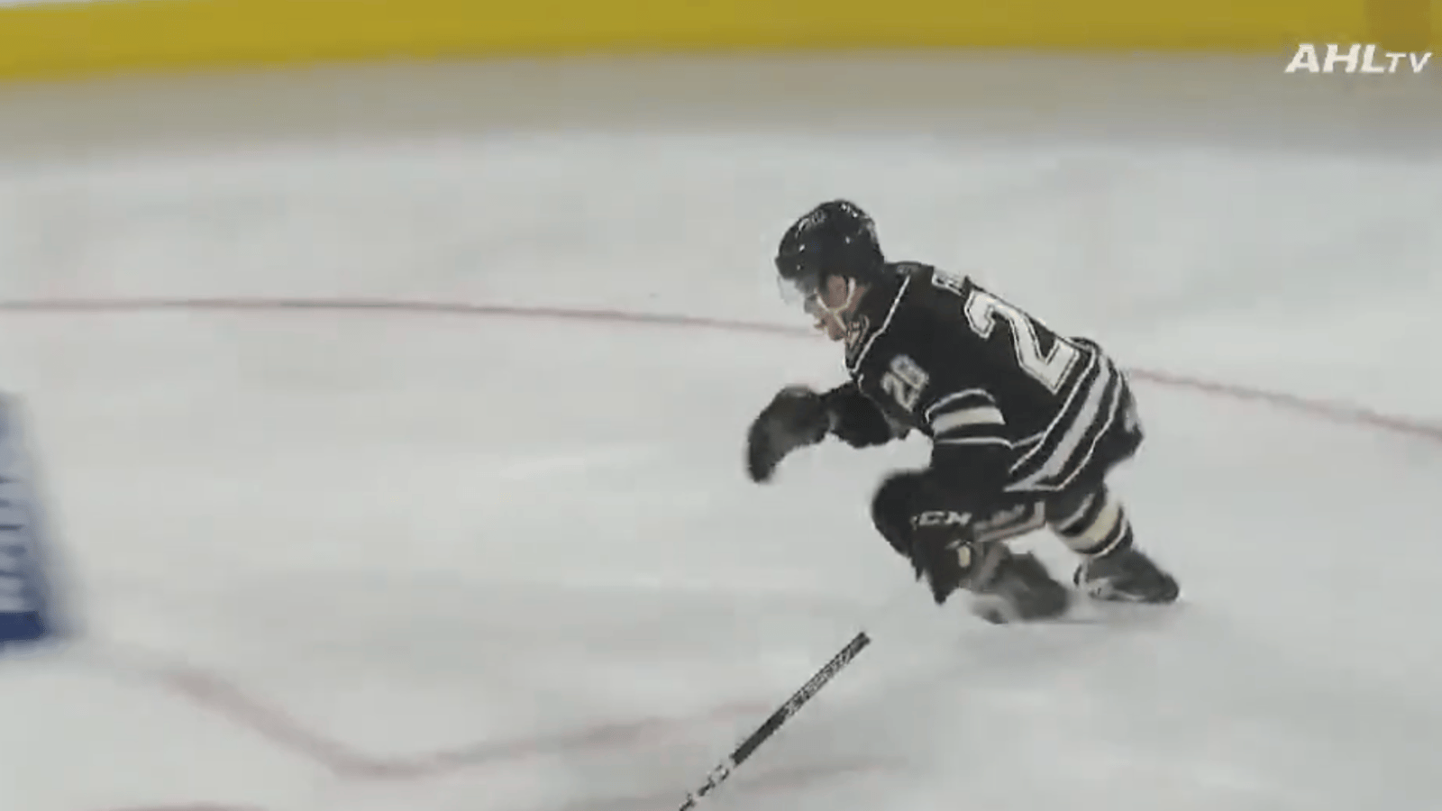 À voir : Une recrue de la Ligue américaine pulvérise le record de vitesse de Dylan Larkin