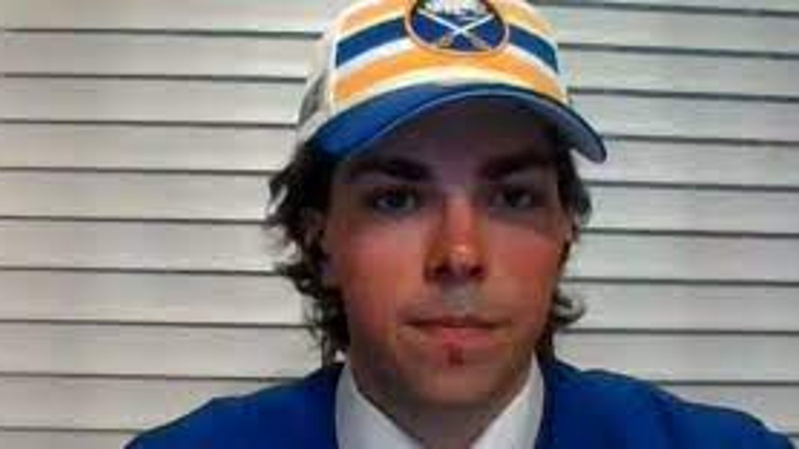 Owen Power dans la LNH dès cette saison?