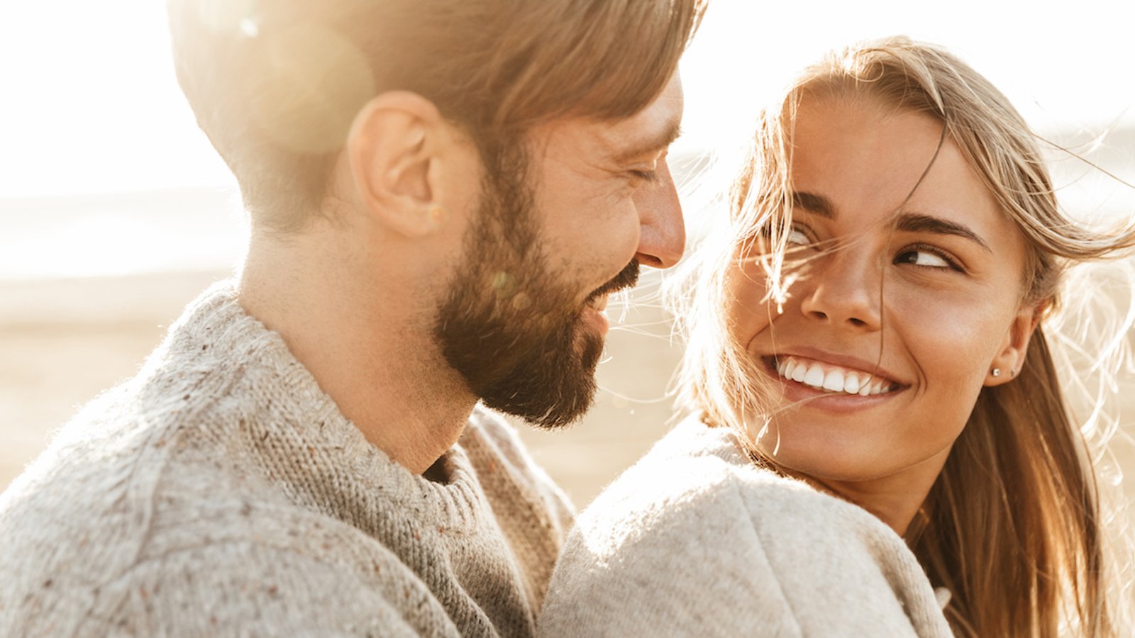 8 astuces pour  pousser quelqu’un à tomber en amour avec nous