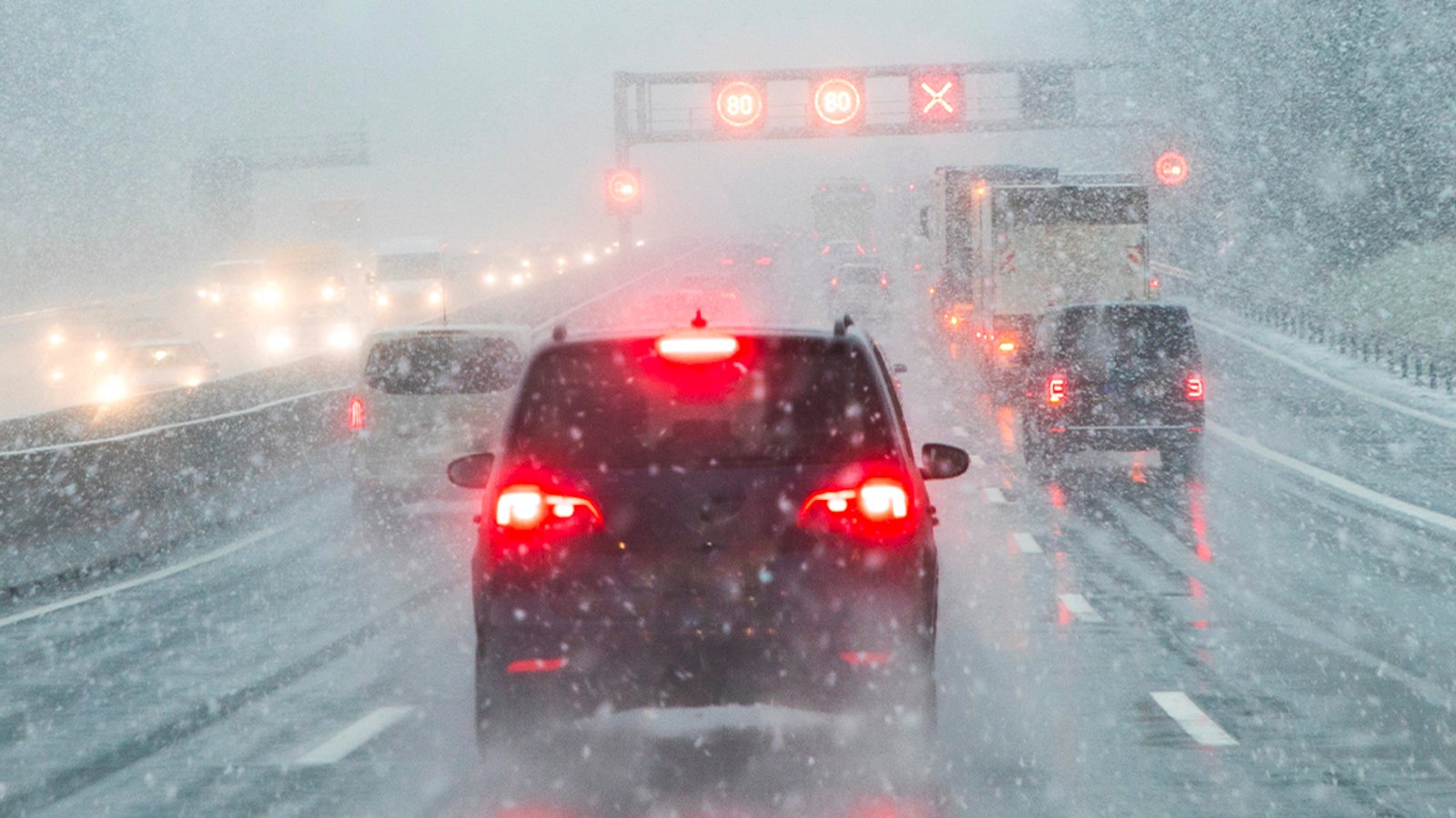 Avertissements de vent et de bourrasques de neige pour de nombreux secteurs du Québec