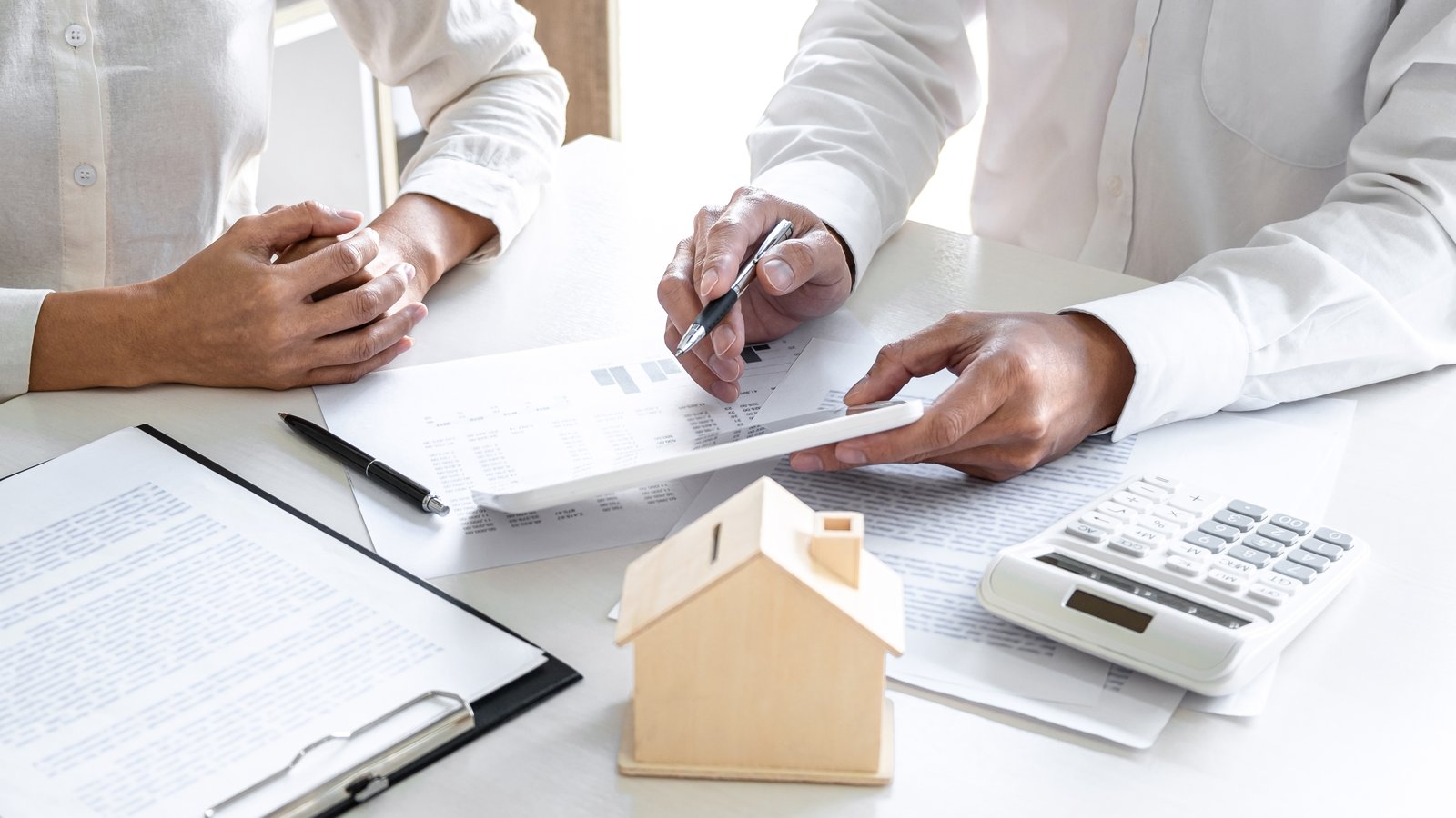 Quelles dépenses déduire en vendant une maison ?