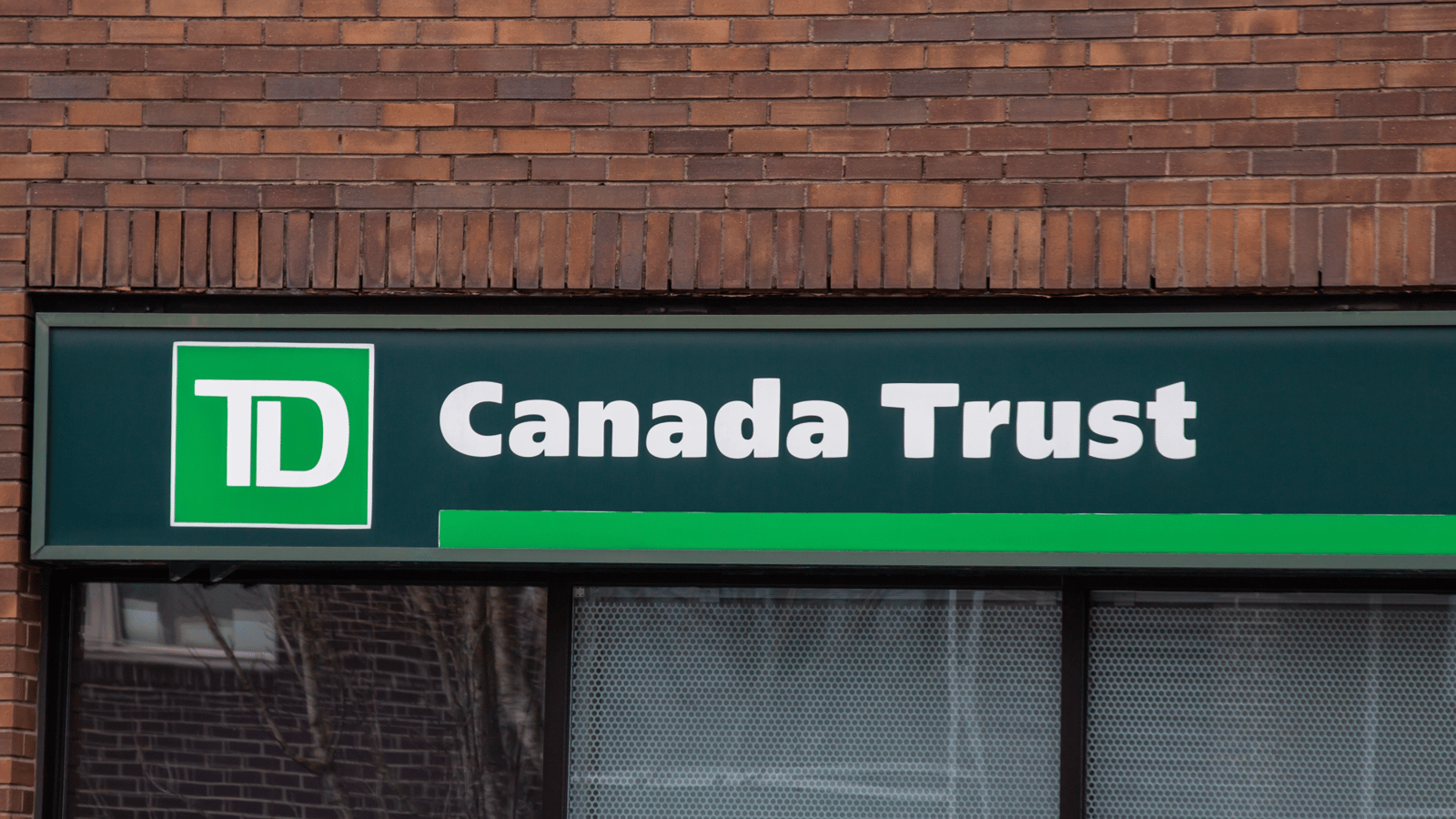 La Banque TD remet 1.4 millions de dollars en bourse à 20 élèves exemplaires 