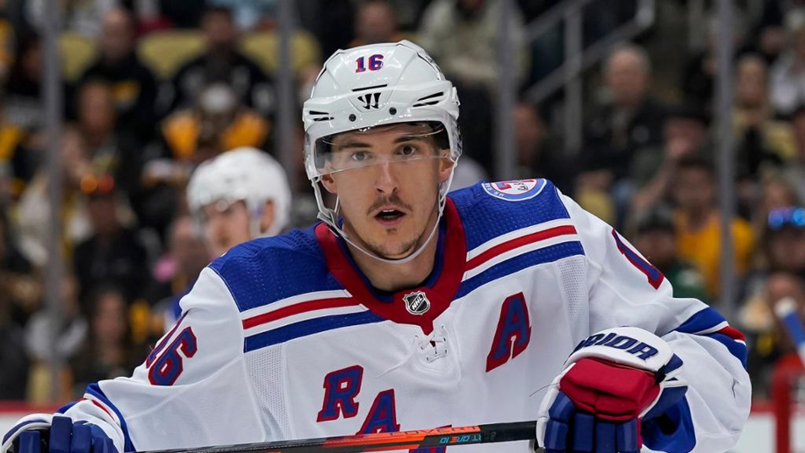 Ryan Strome moves out West on five-year contract