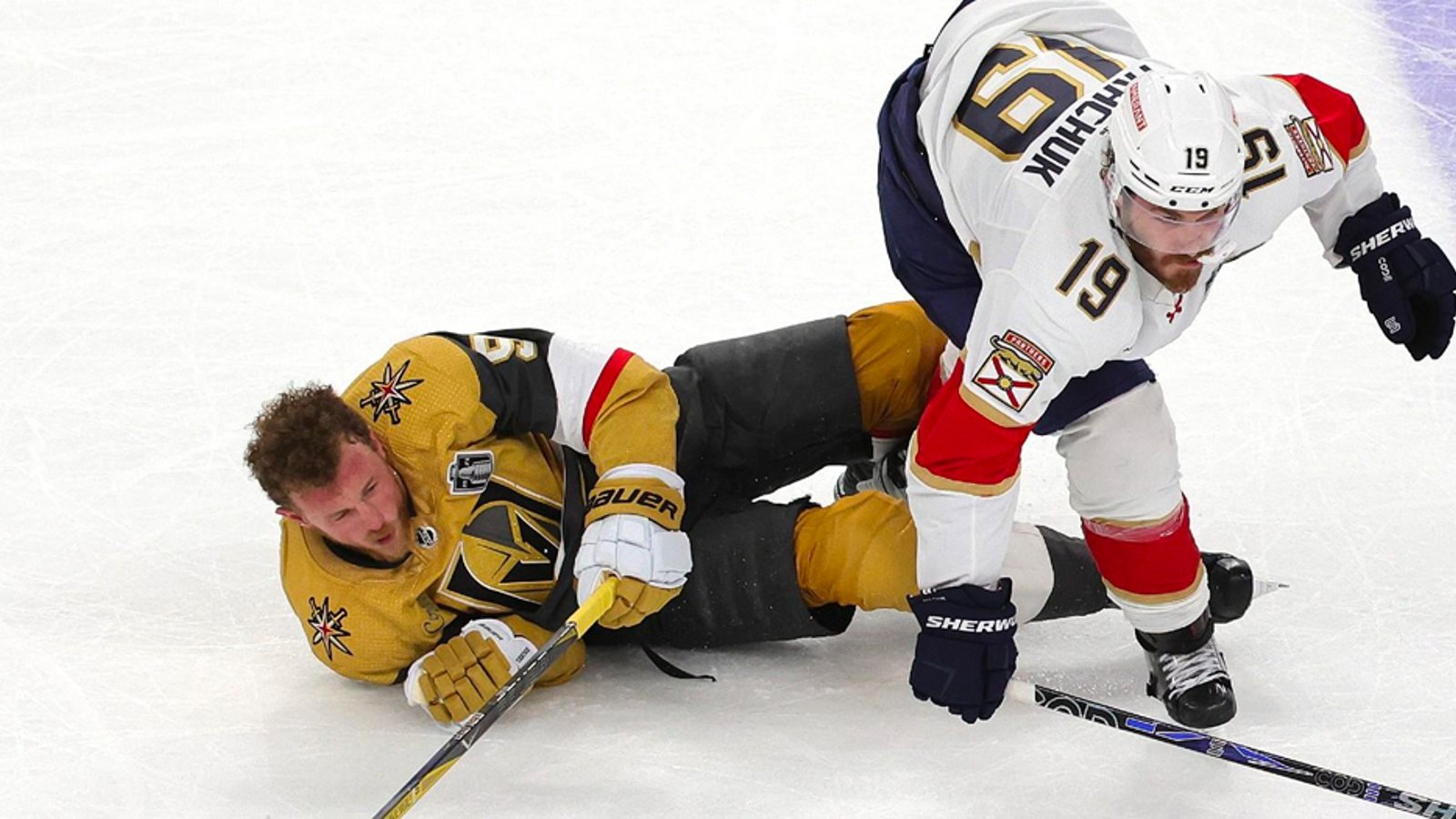 Eichel gives kudos to Tkachuk for bone crushing hit in Game 2