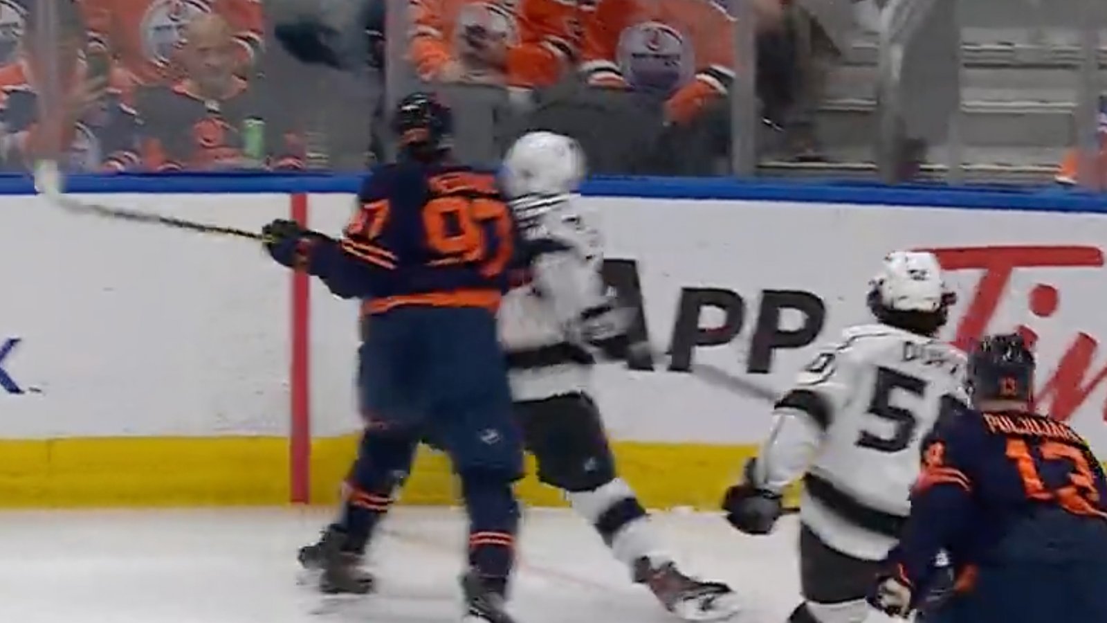Connor McDavid delivers dangerous hit and fans immediately point to suspension 