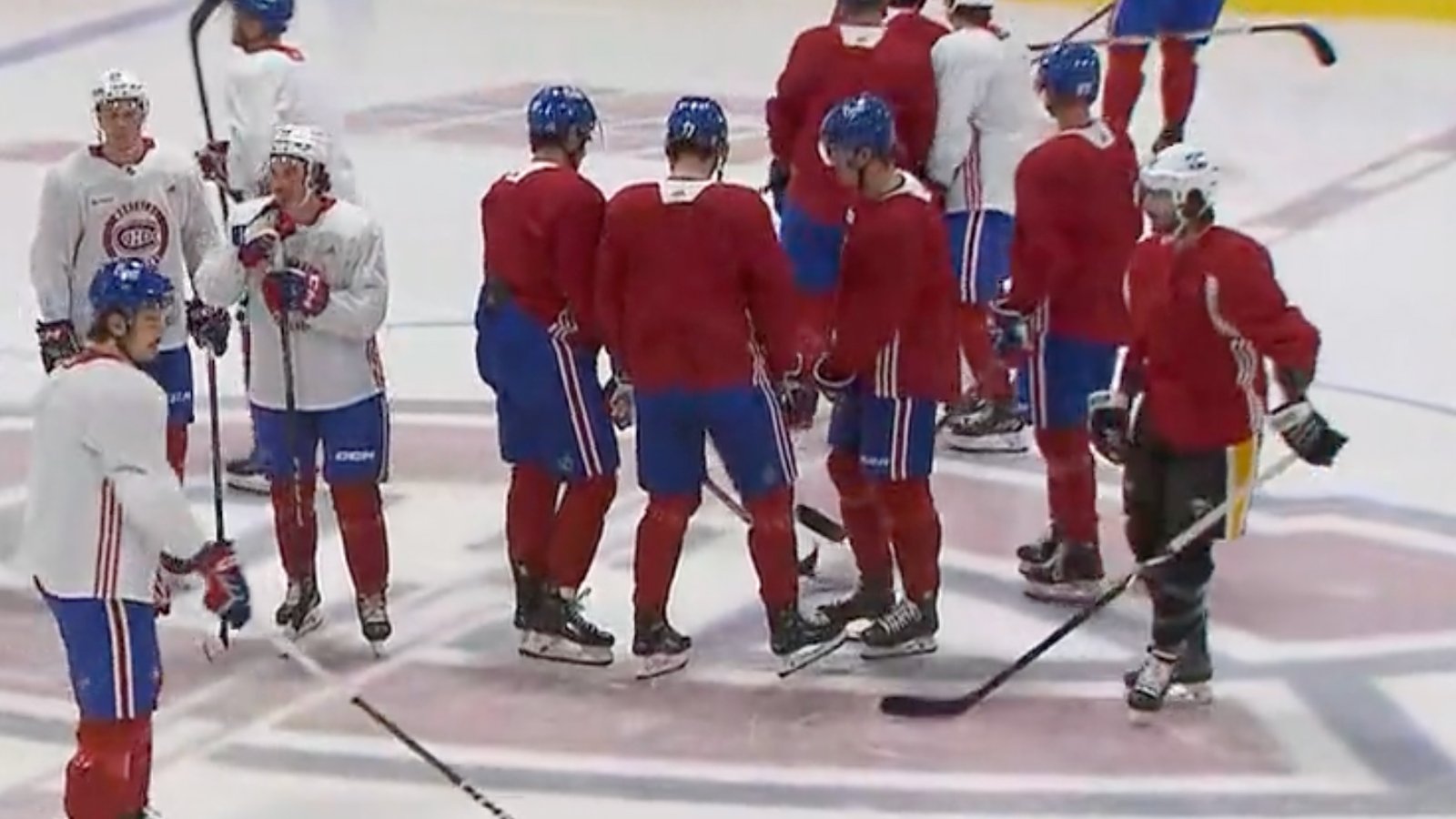 Kris Letang caught skating with Canadiens and red jersey: social media goes nuts!