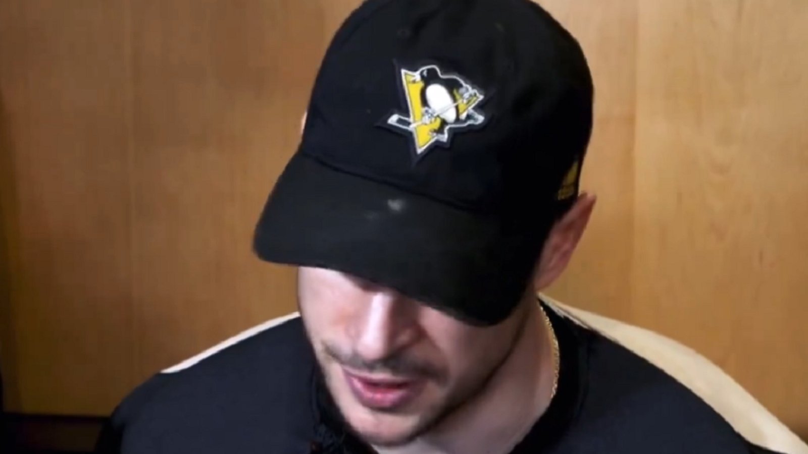 3 reasons Sidney Crosby has NOT signed with the Penguins.