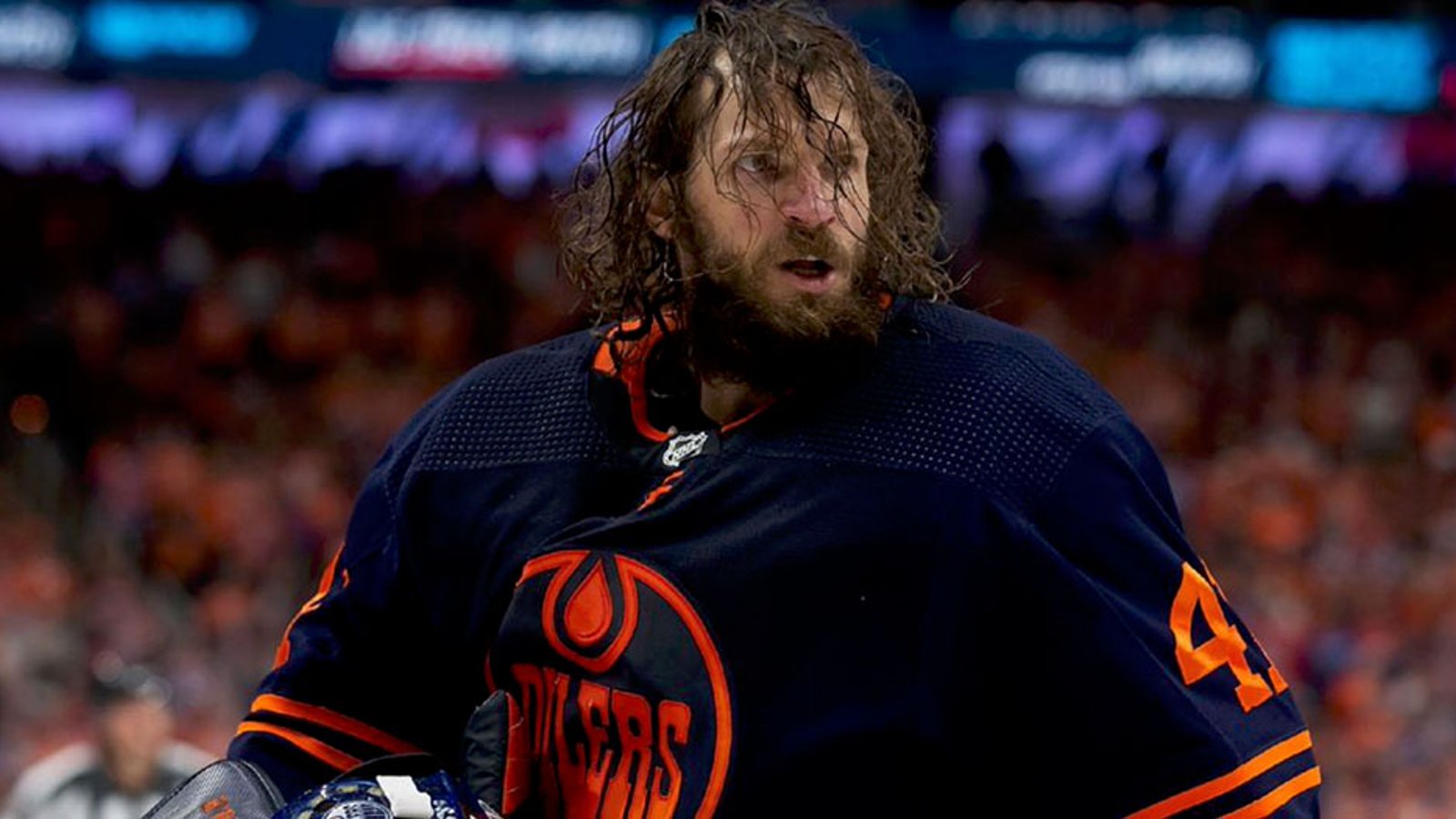 Oilers GM Ken Holland: Mike Smith won't play next season! 