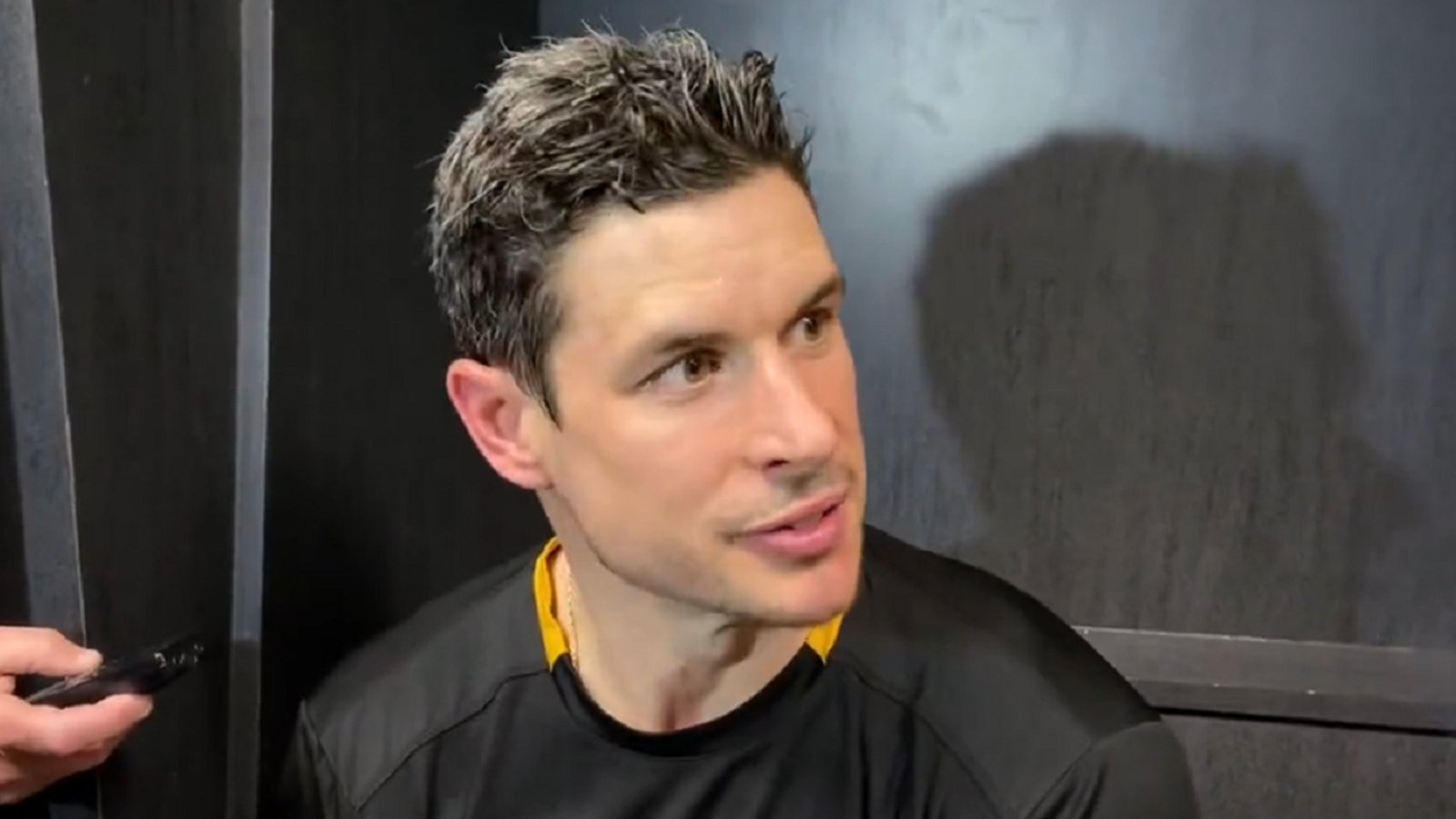 Sidney Crosby savagely taunts Jake Guentzel post game.