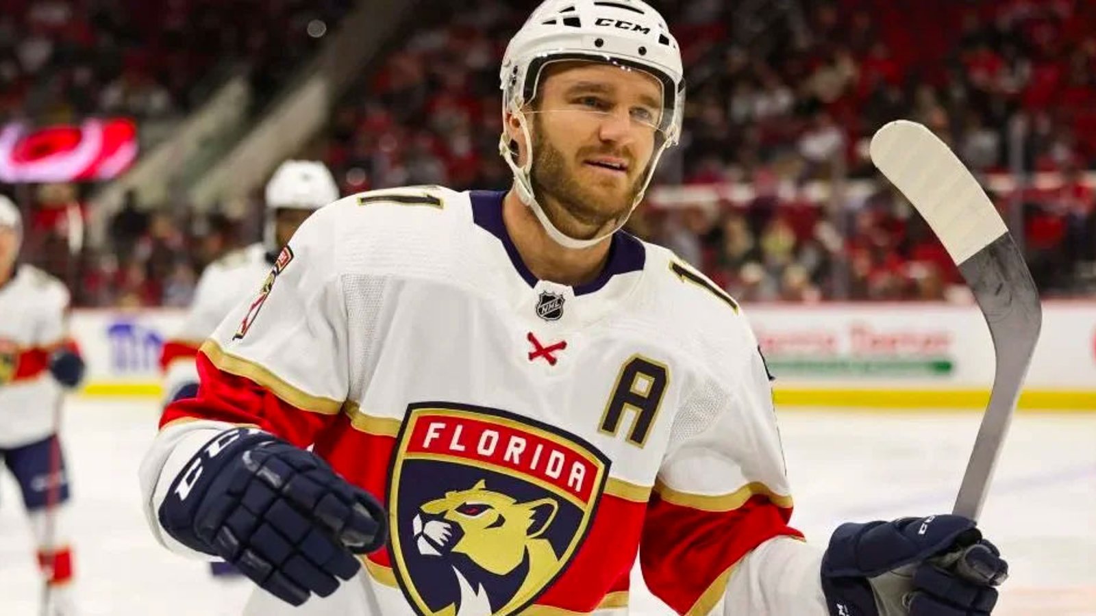 Huberdeau and agent open up discussions with Flames on long-term contract