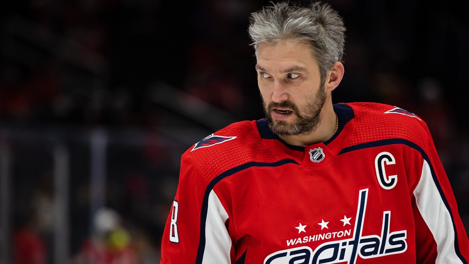 Alex Ovechkin ties one of Wayne Gretzky's records.