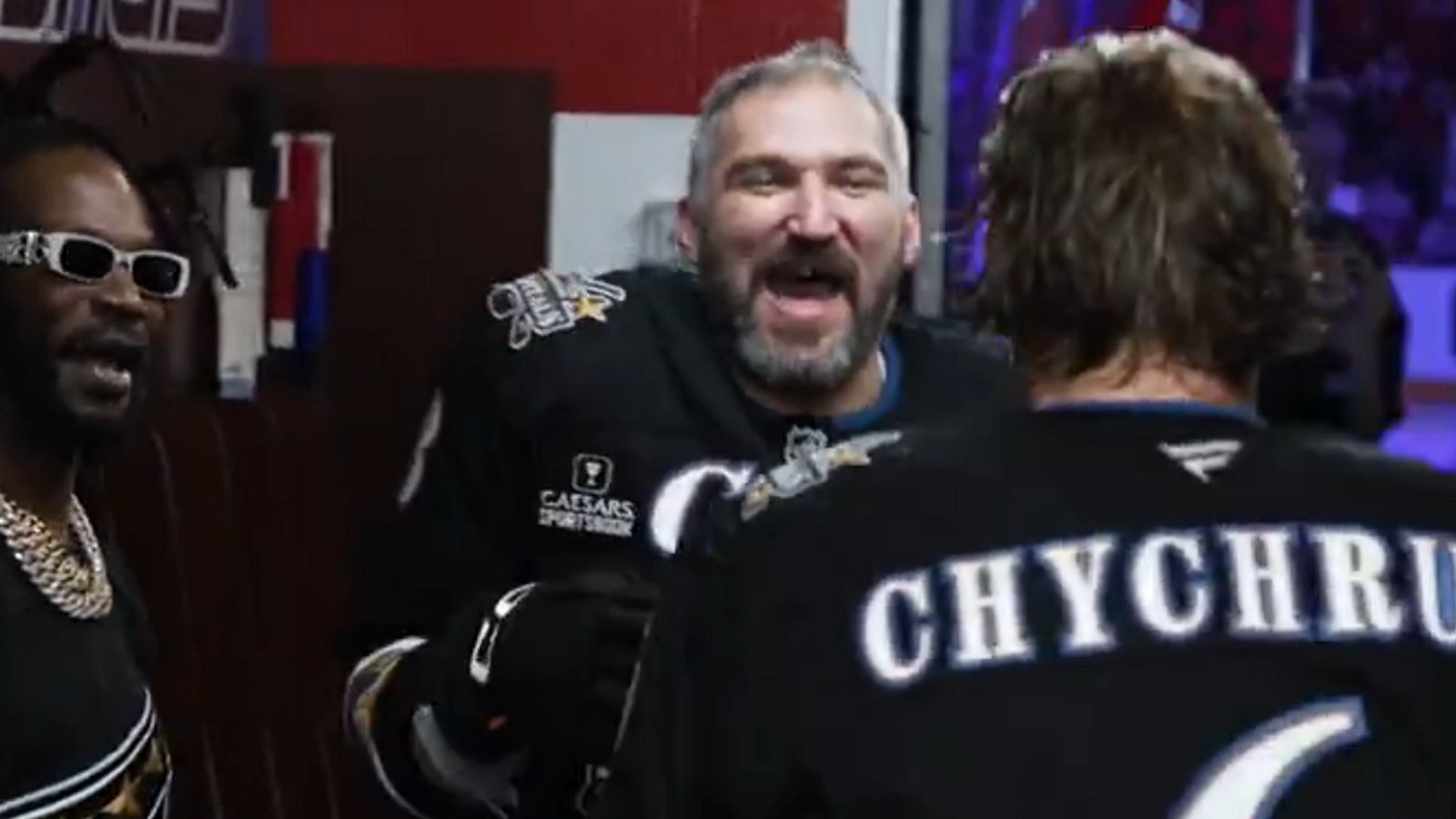 Alex Ovechkin has a hilarious reaction to meeting rapper Juicy J.