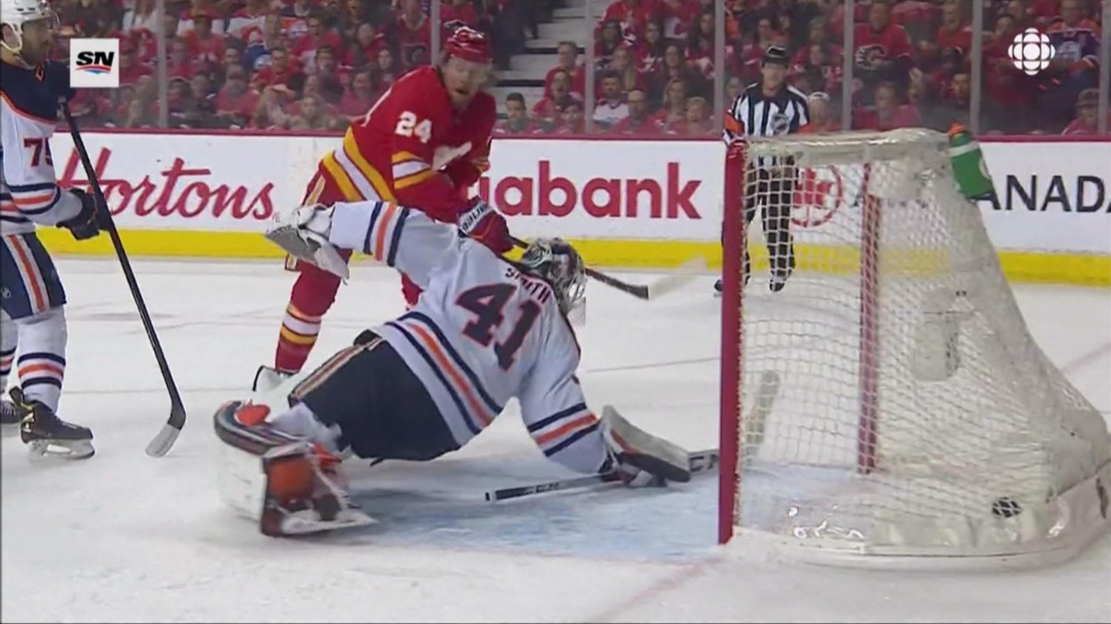 Mike Smith gets lit up on social media after brutal start in Game 2