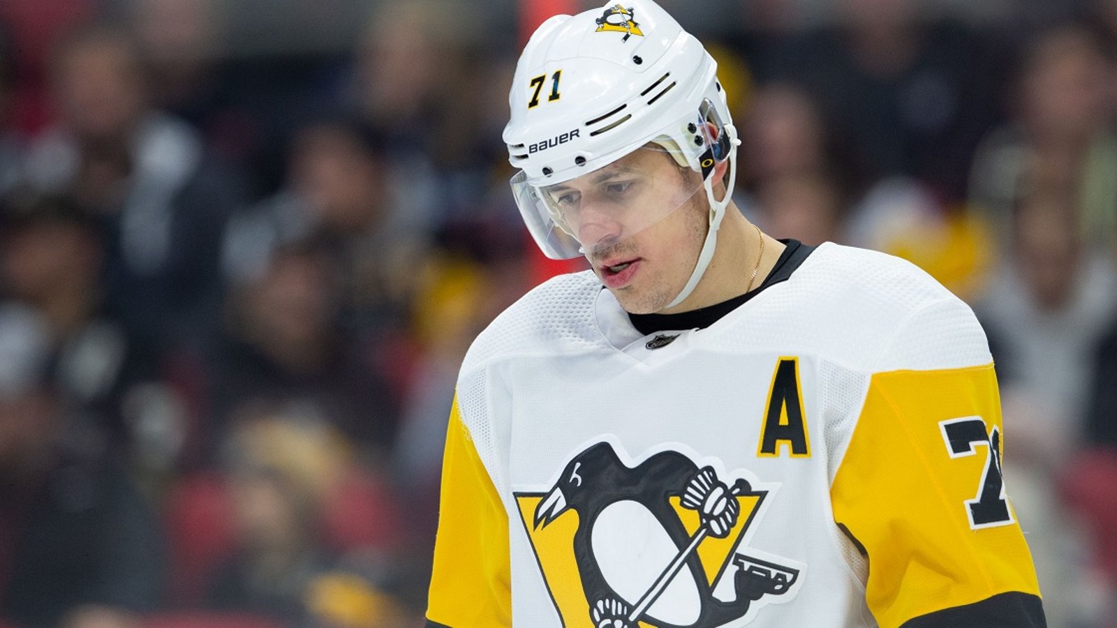 Evgeni Malkin suffers ugly looking injury on Saturday.