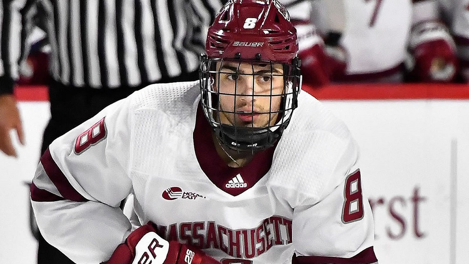 At least 4 NHL teams trying to sign collegiate forward Bobby Trivigno.