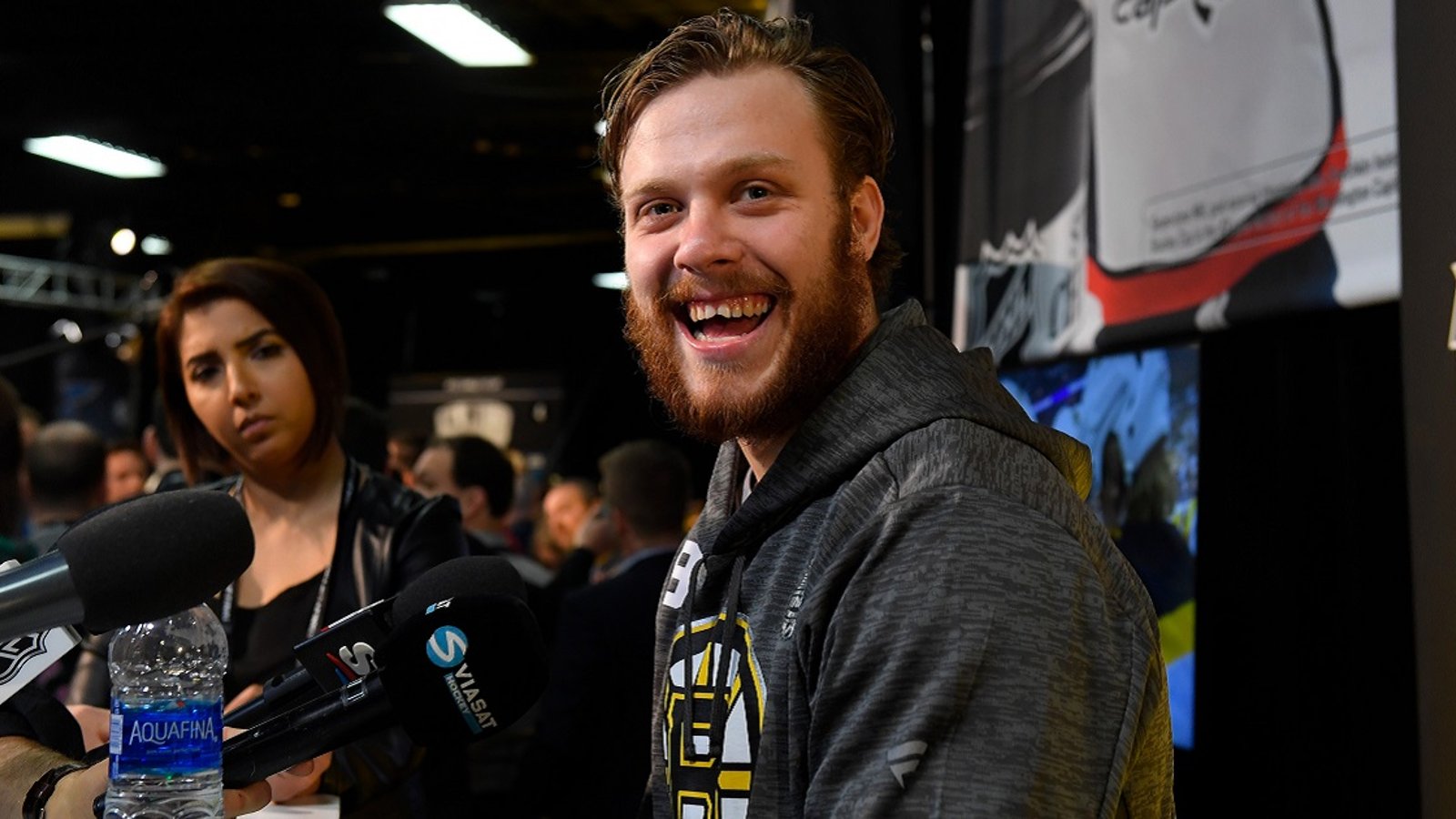David Pastrnak spoils Jeremy Swayman's World Championship.