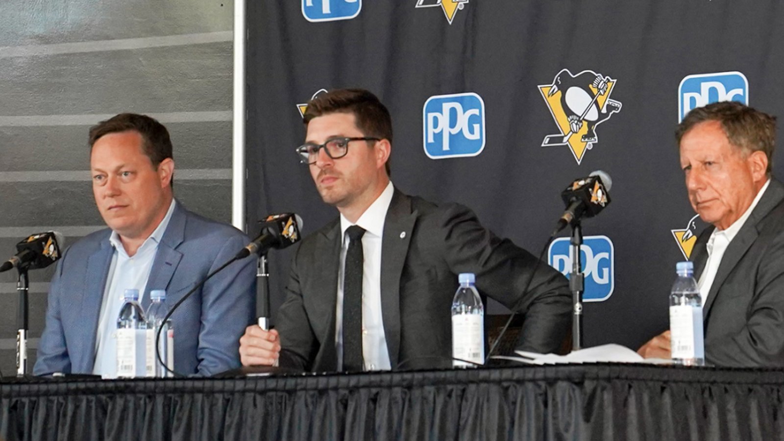 Rumor: Dubas seeking to poach 3 key figures from the Maple Leafs.