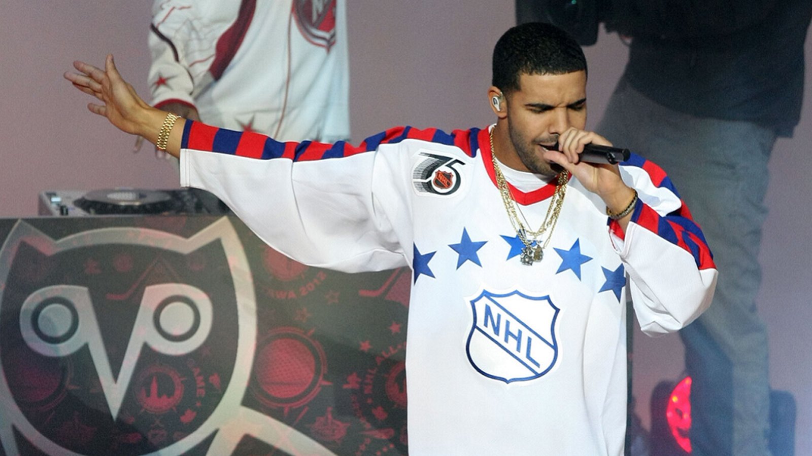 Rapper Drake drops massive wager on Stanley Cup Final.
