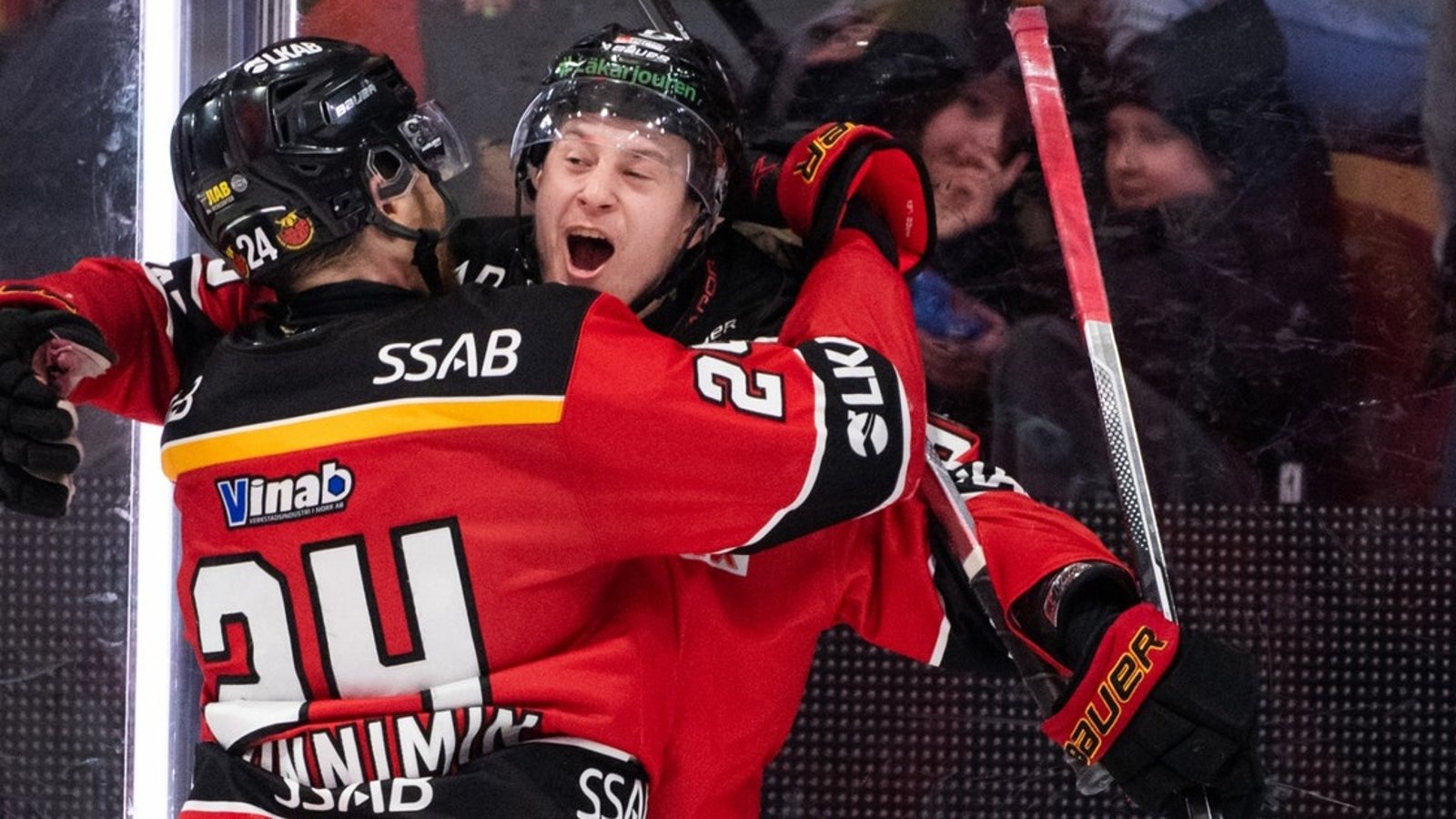 Red Wings have quietly signed a 23 year old free agent forward.