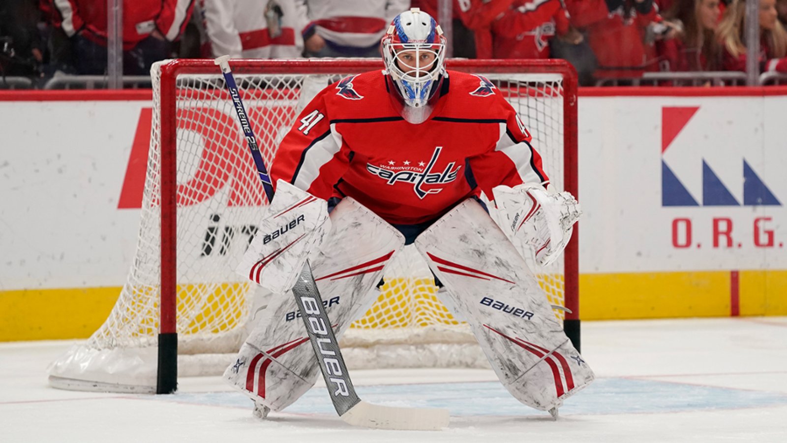 We have another goalie trade on Day 2 of the Draft!