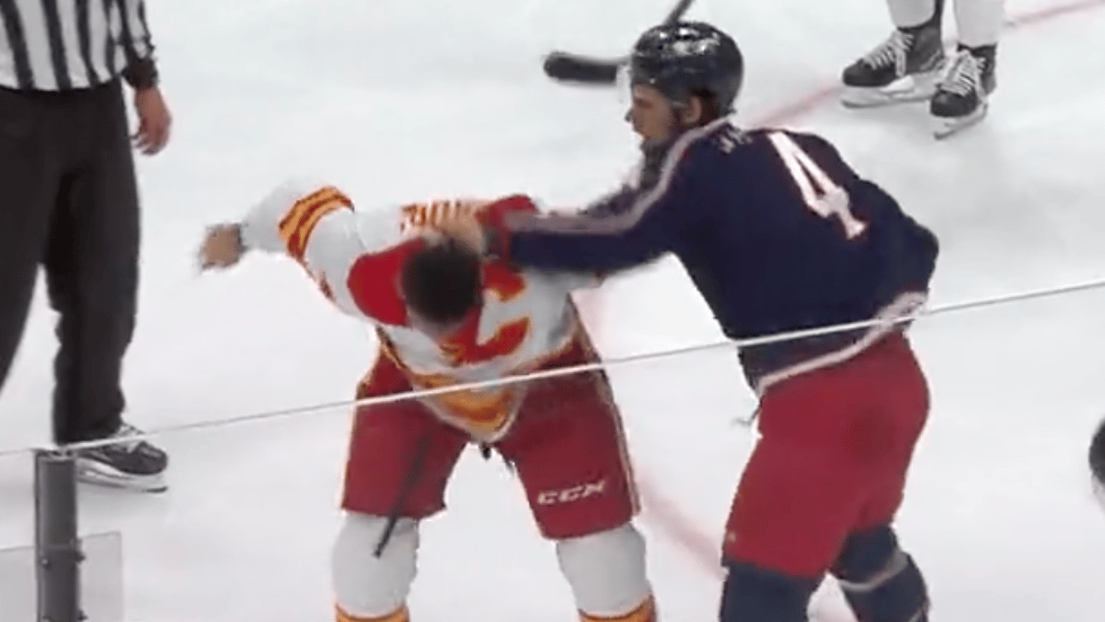 Nazem Kadri, Cole Sillinger trade punches in energized fight! 