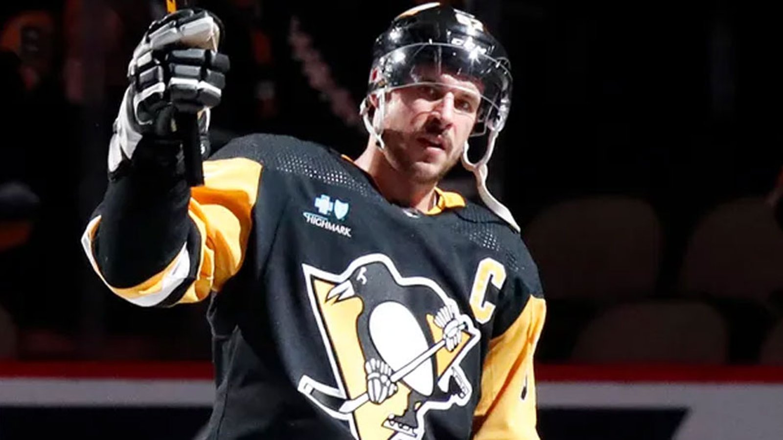 Sidney Crosby signs cheap, short-term deal in order to give the Penguins salary cap flexibility