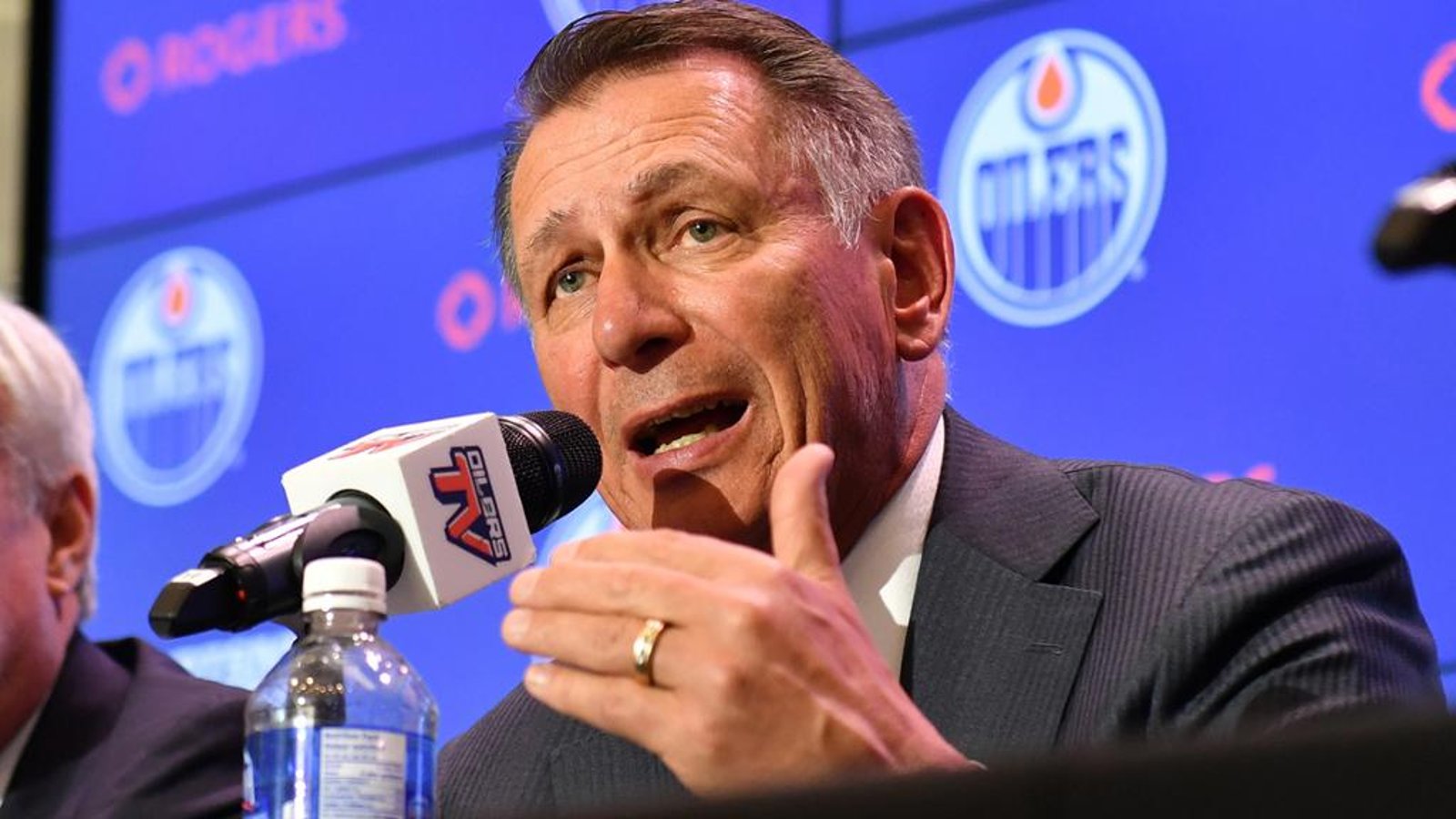 Oilers’ Holland ready to pull blockbuster move that could remind fans of Red Wings’ days