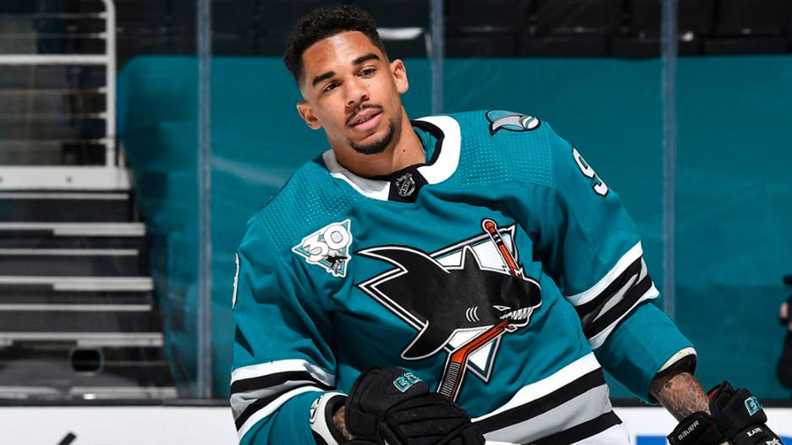 Report: Sharks players break off communication with Evander Kane