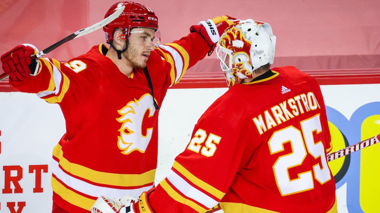 Flames goalie Jacob Markstrom takes a shot at former teammates Tkachuk and Gaudreau!