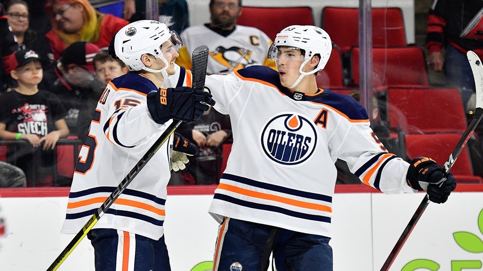 Oilers get boost with two new forward lines for Game 2