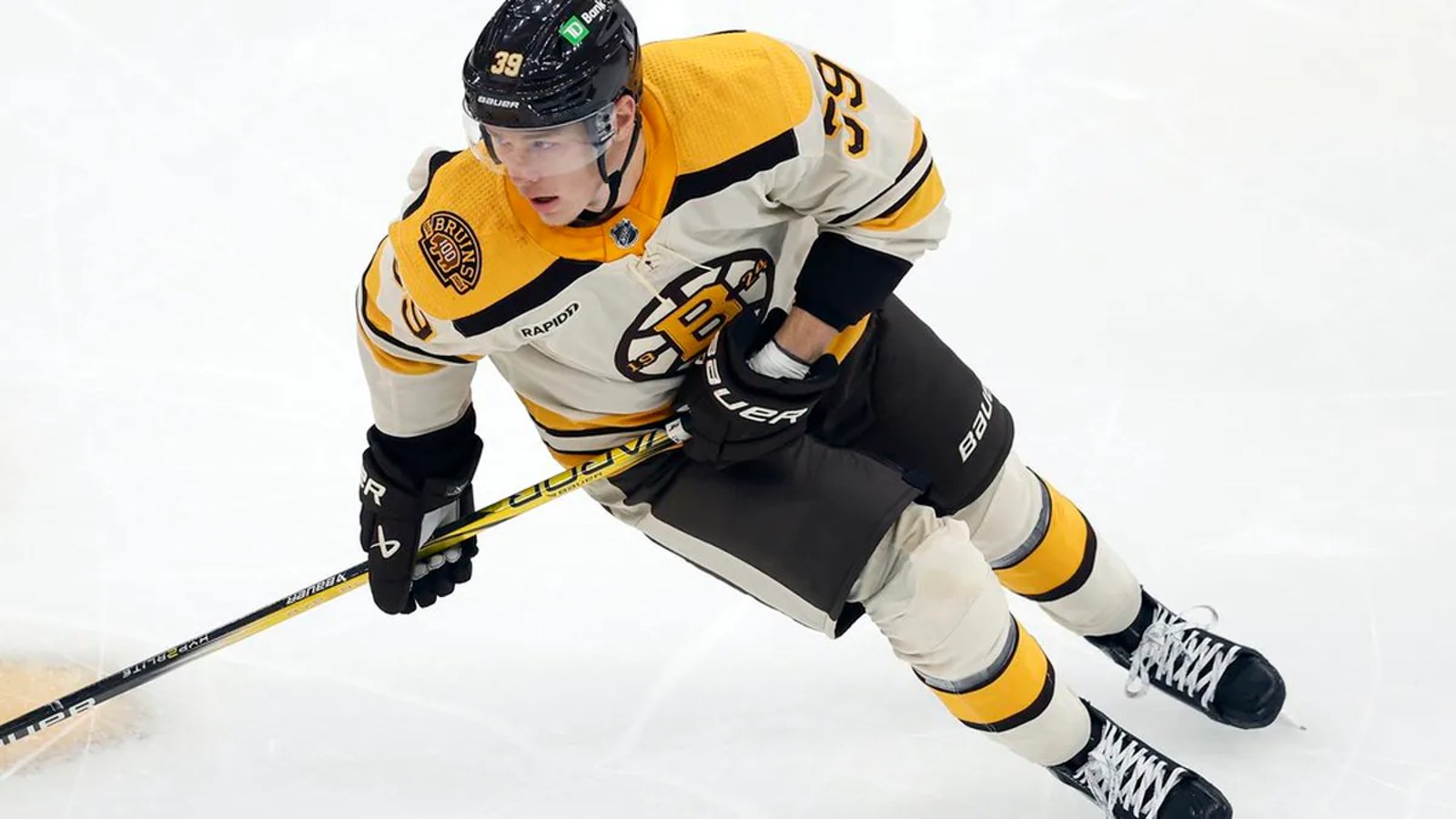 Bruins announce discouraging injury update 