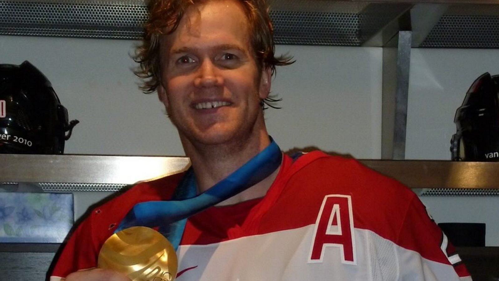 Chris Pronger calls out Hockey Canada after debacle at WJC.