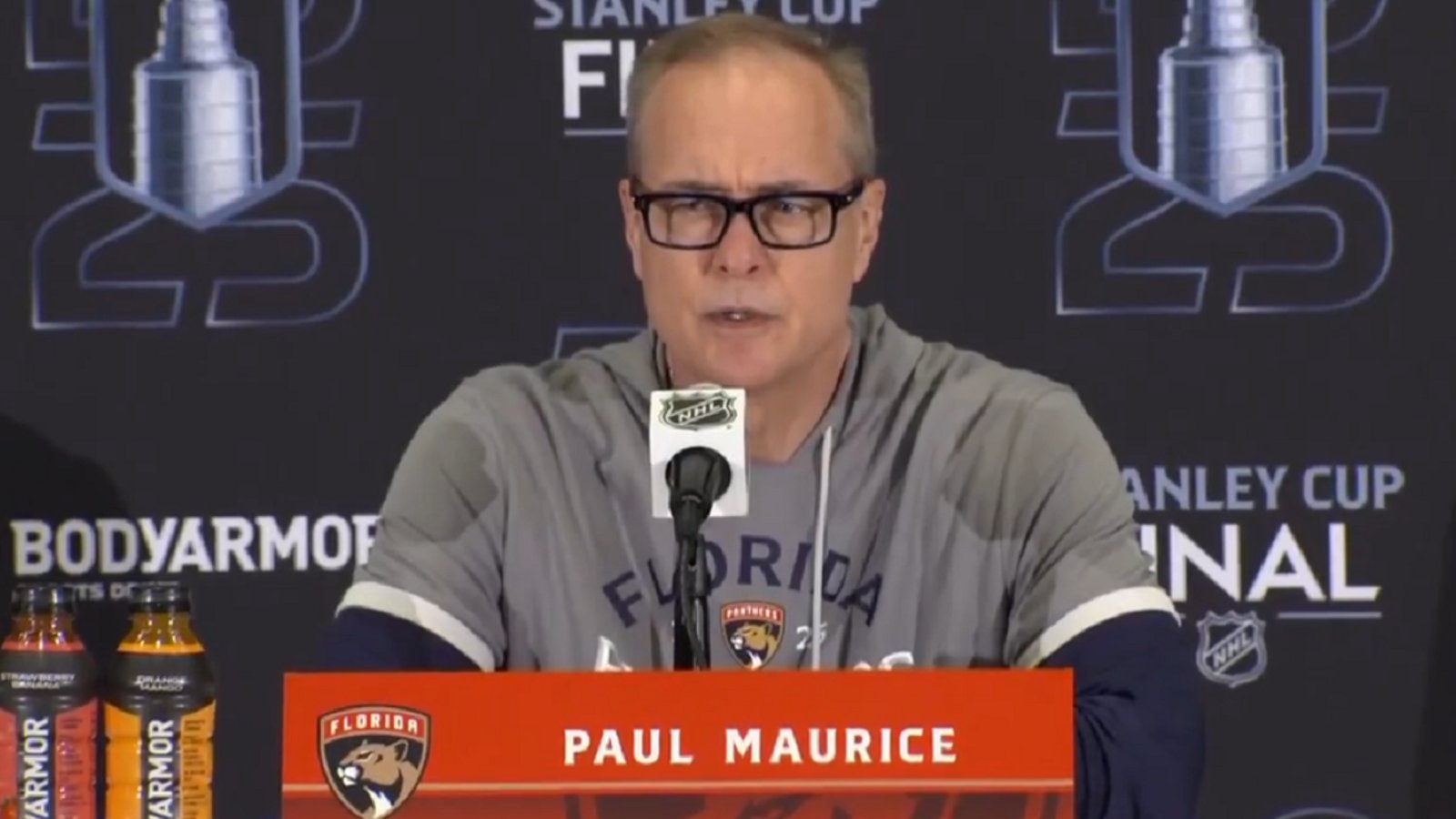 Paul Maurice tweaks his lineup for Game 3.