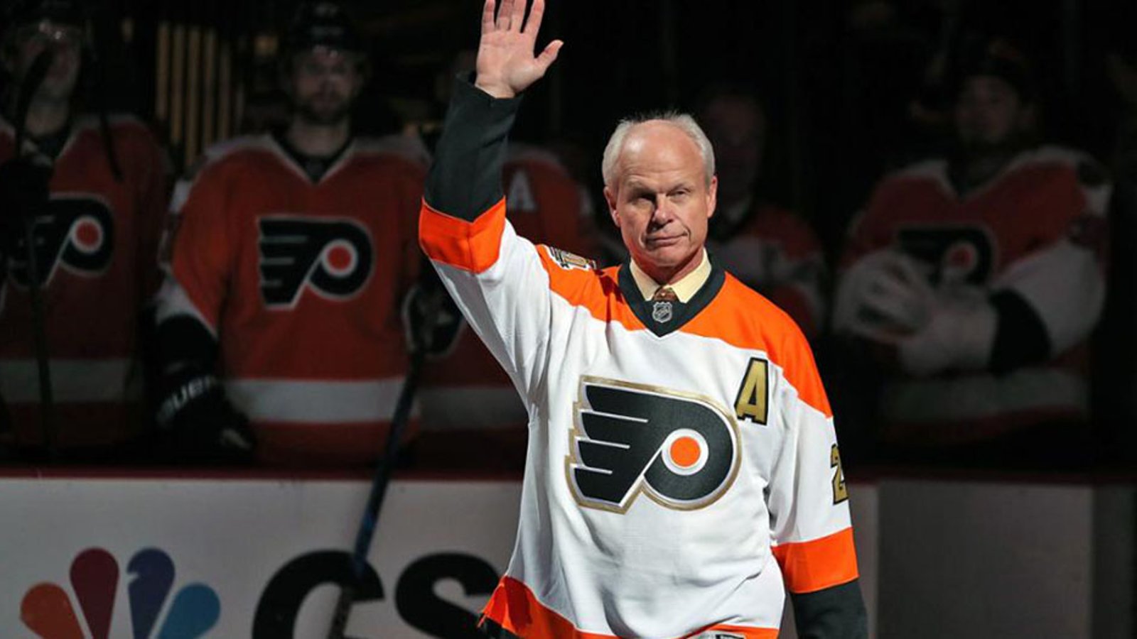 Mark Howe sounds off on Red Wings GM Steve Yzerman 