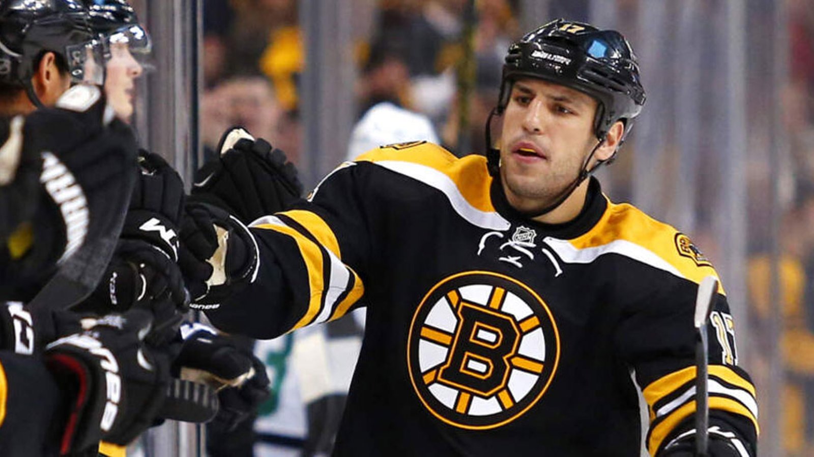 NHL team denies rumor they've signed Milan Lucic