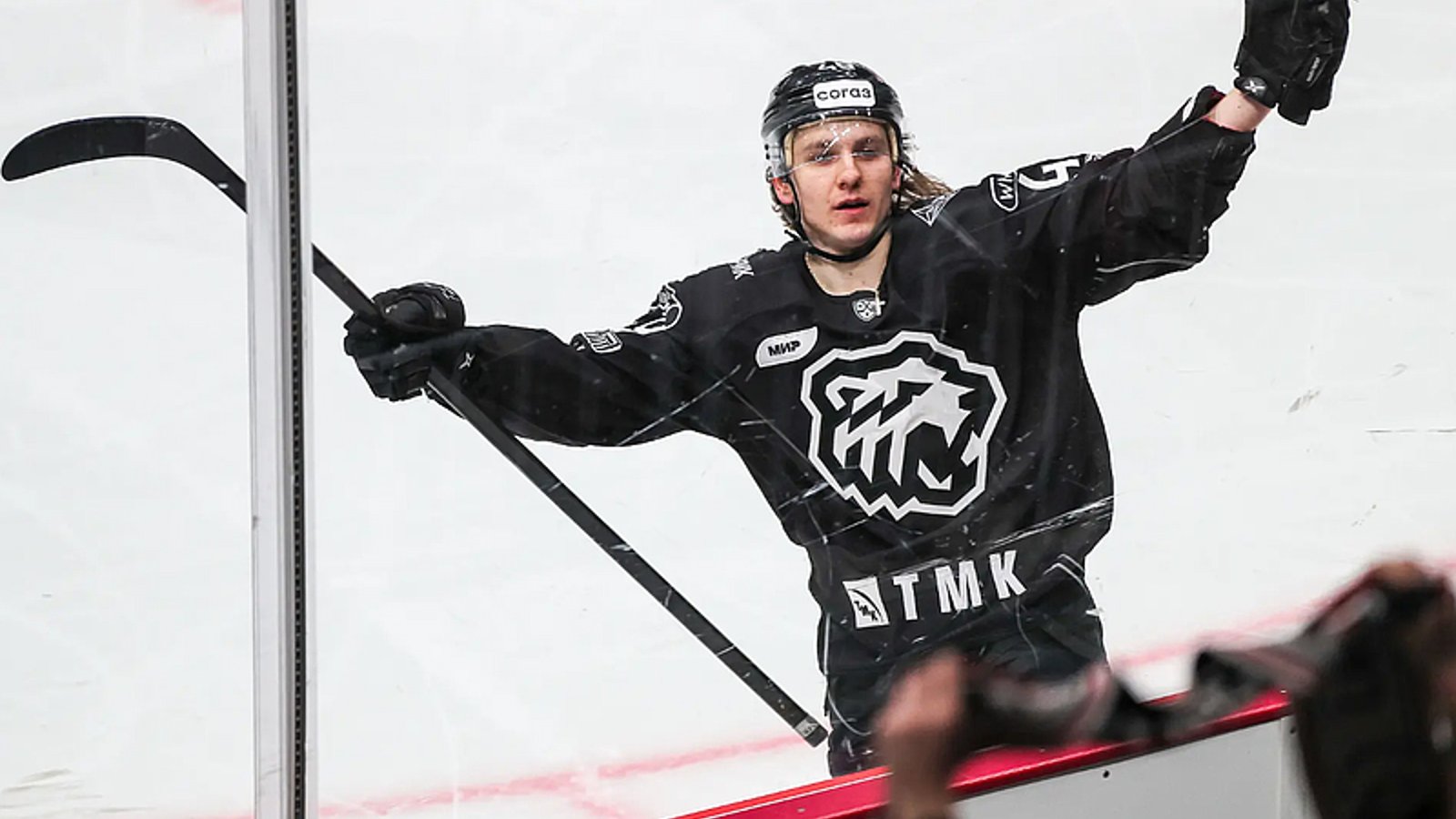Flyers sign best KHL free agent forward available! 