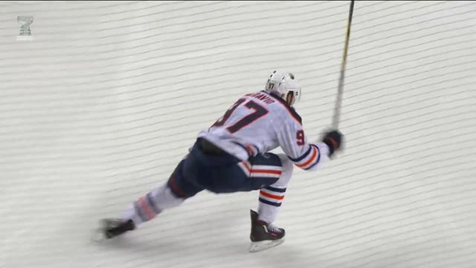 Footage leaked of Connor McDavid’s raw emotions after Game 5