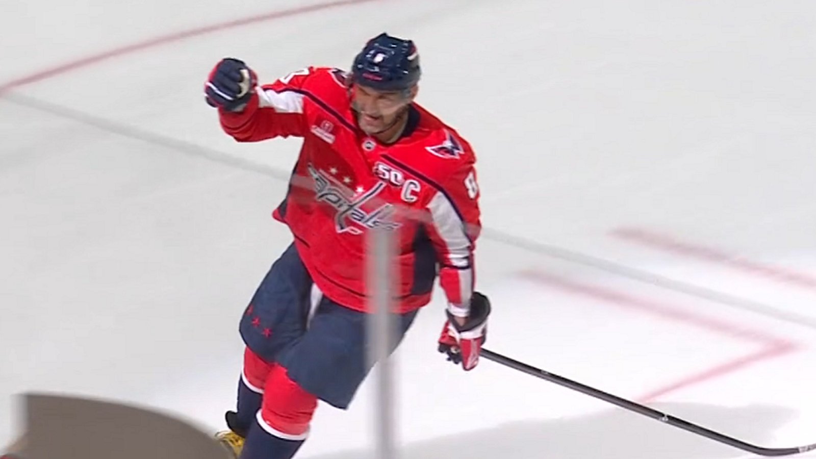 Ovechkin closes gap on Gretzky with hat trick on Sunday.