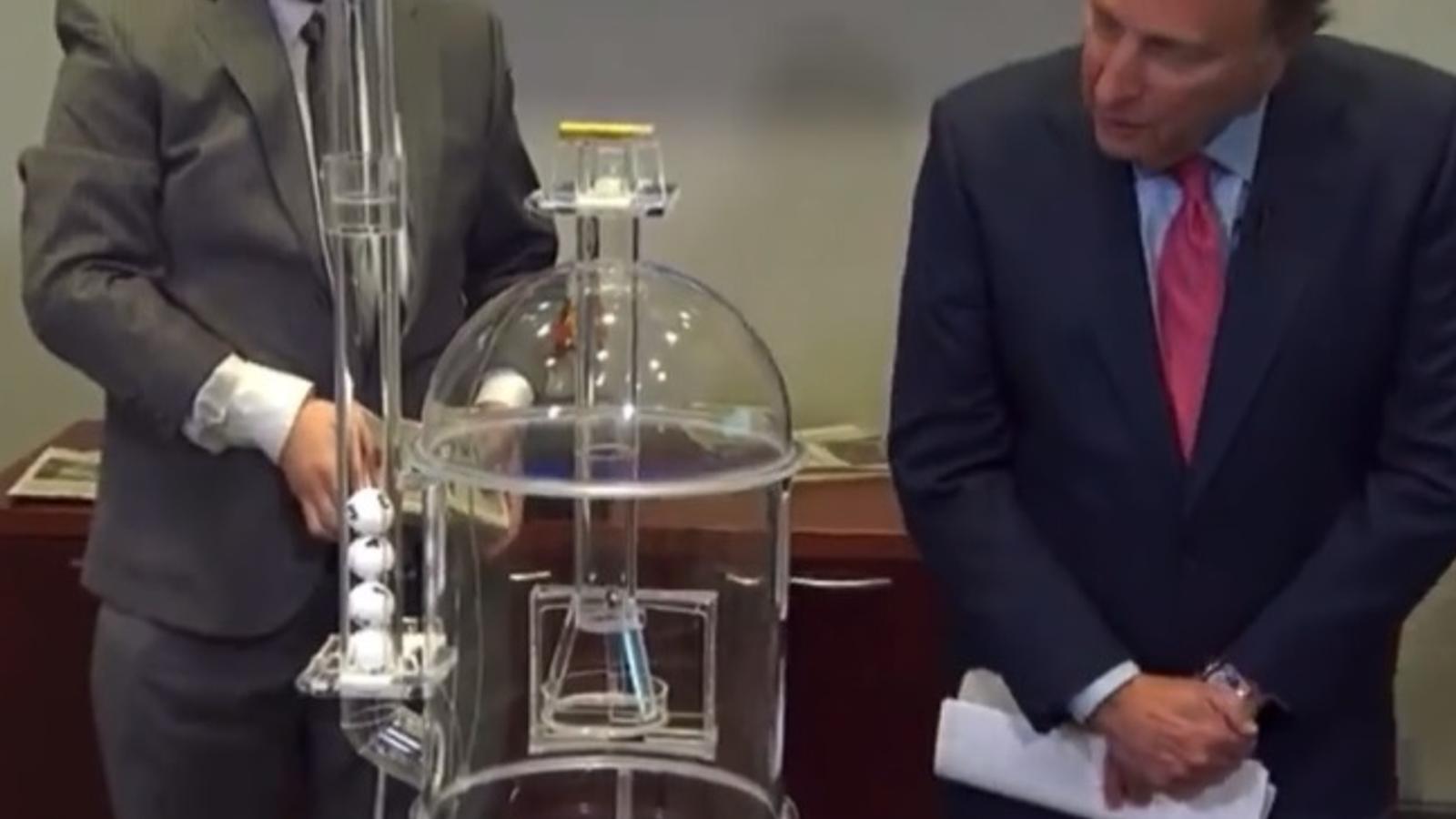 Gary Bettman has priceless reaction to Montreal winning draft lottery