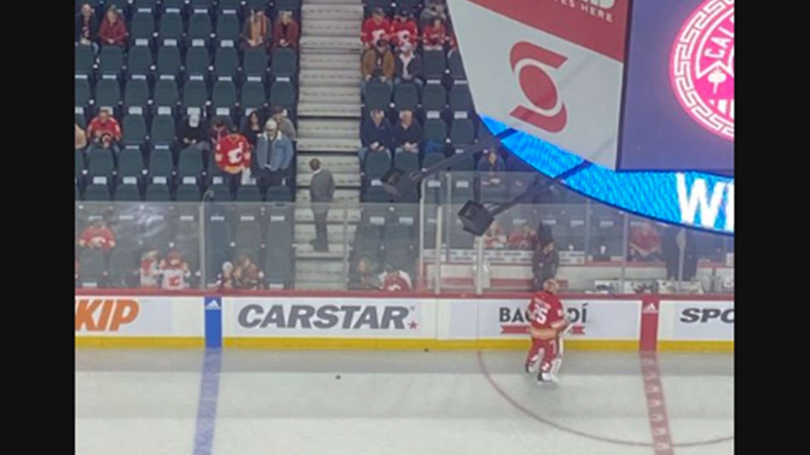 Markstrom gives a clue that maybe tonight is his last game with the Flames