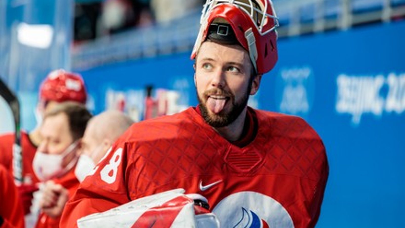 Goalie Ivan Fedotov boldly defies the Flyers and the IIHF !