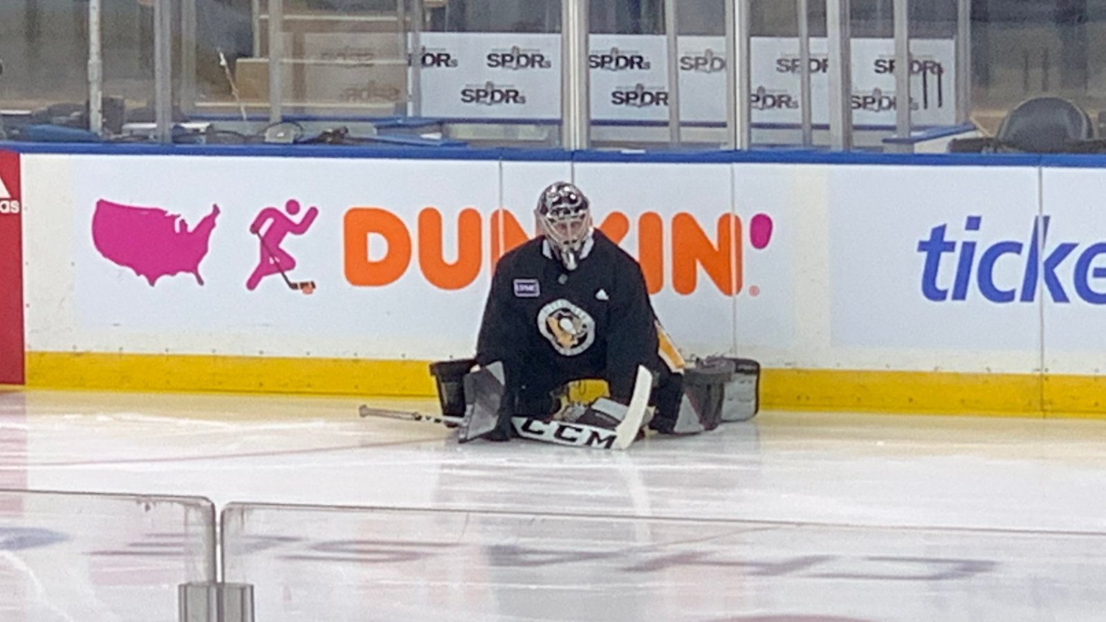 Penguins ask emergency goalie to attend their practice