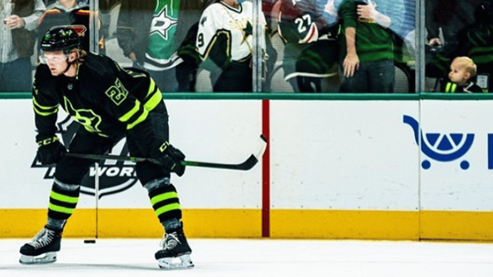 Riley Tufte gets scratched in 1st NHL game back home after spending call-up money on tickets for family