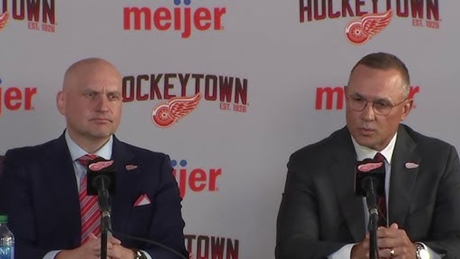 Red Wings GM Steve Yzerman makes coaching change in Detroit!